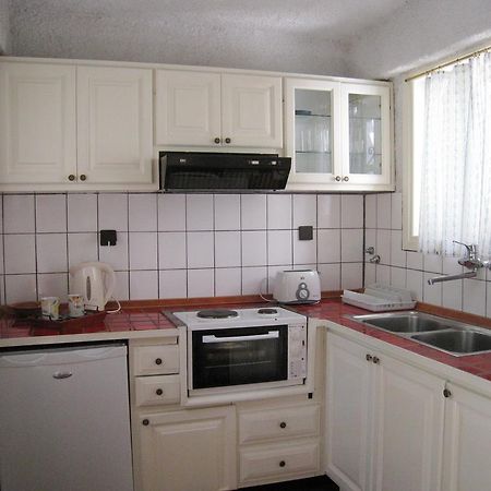Taygete Studios Stoupa Luaran gambar